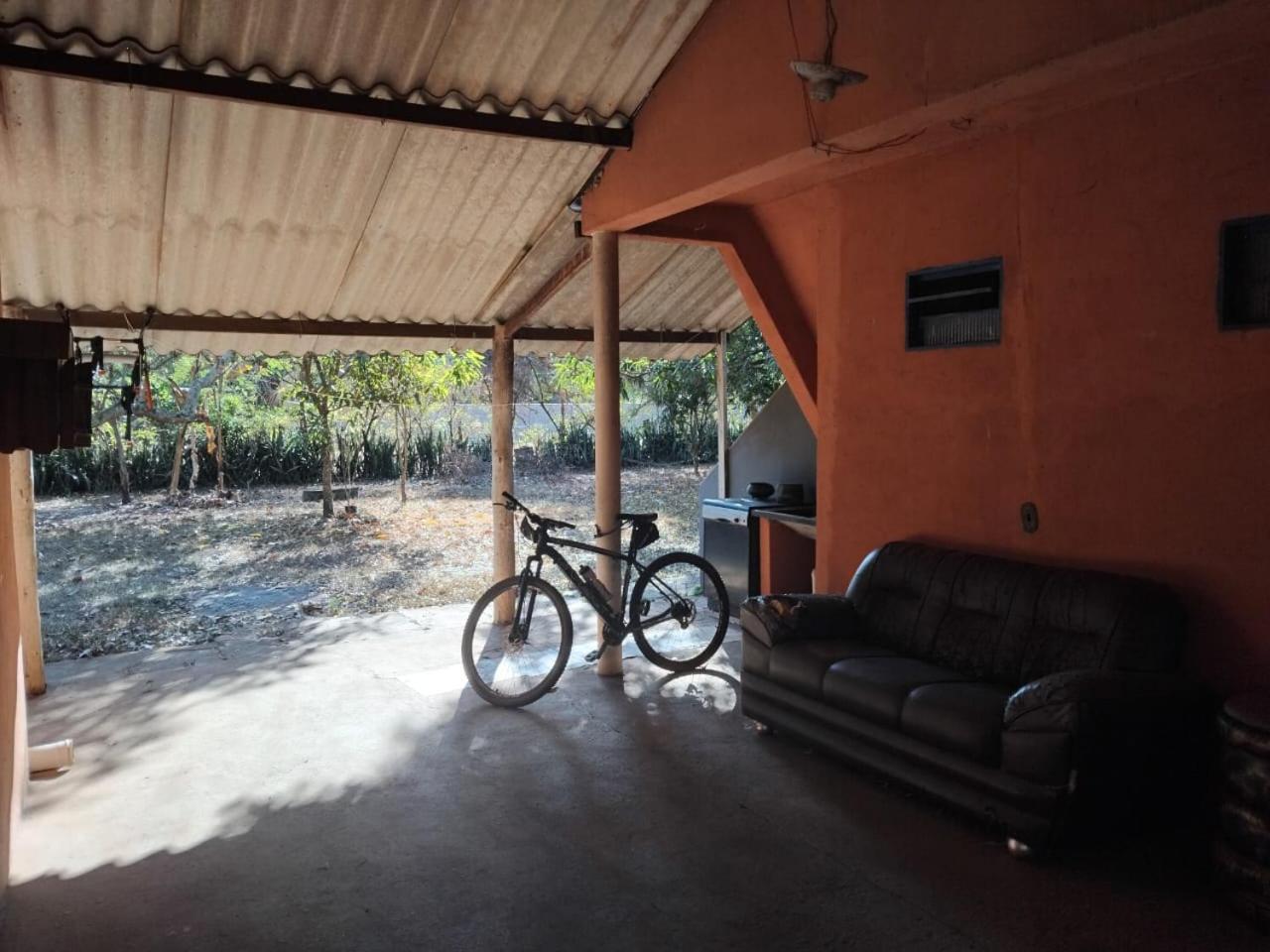 Вилла Sitio Bemtevi - Jockey Camping - Уберландия Экстерьер фото